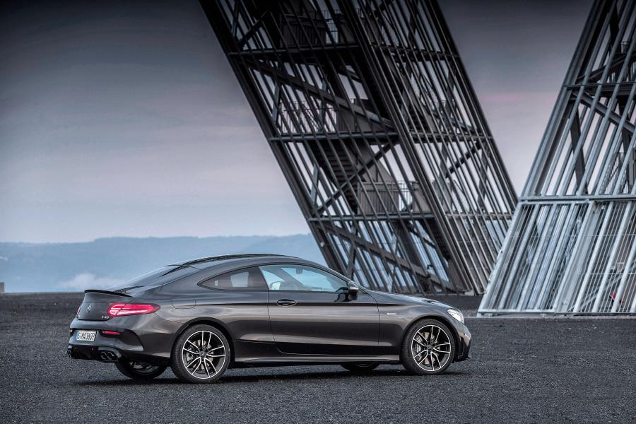  Mercedes-AMG C43 4Matic Coupe (C205) 2018 года  (WW) (фото 42 из 49)